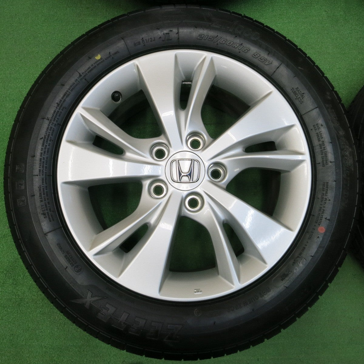 *送料無料* 新車外し！20年★ホンダ ヴェゼル 純正 215/60R16 ジーテックス ZTIOOO NEW REVOLUTION PCD114.3/5H★4021602イノ