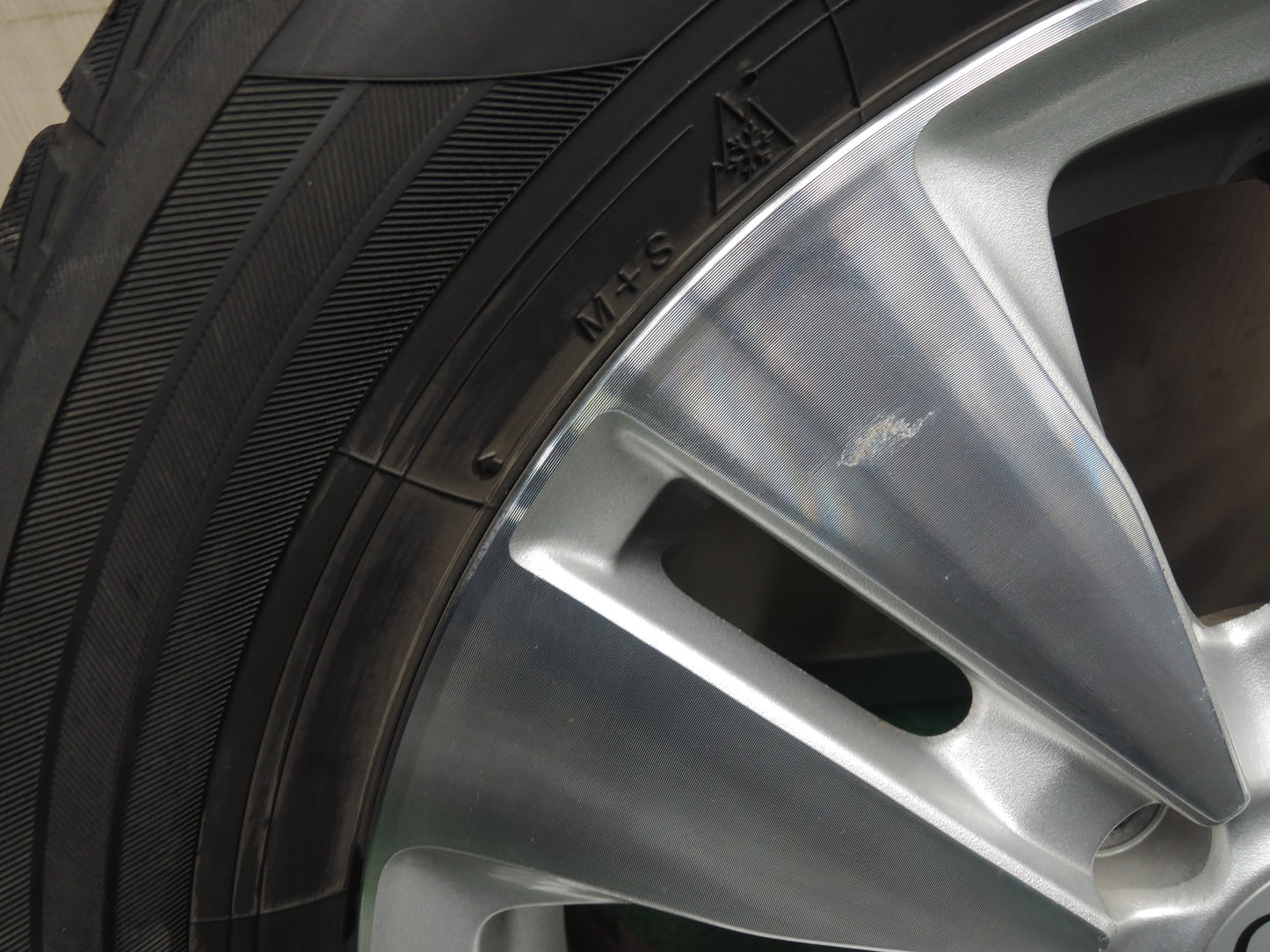 [送料無料]4本価格★ホンダ ステップワゴン 純正 205/60R16 スタッドレス ヨコハマ アイスガード iG50 プラス 16インチ PCD114.3/5H★3111203HAス