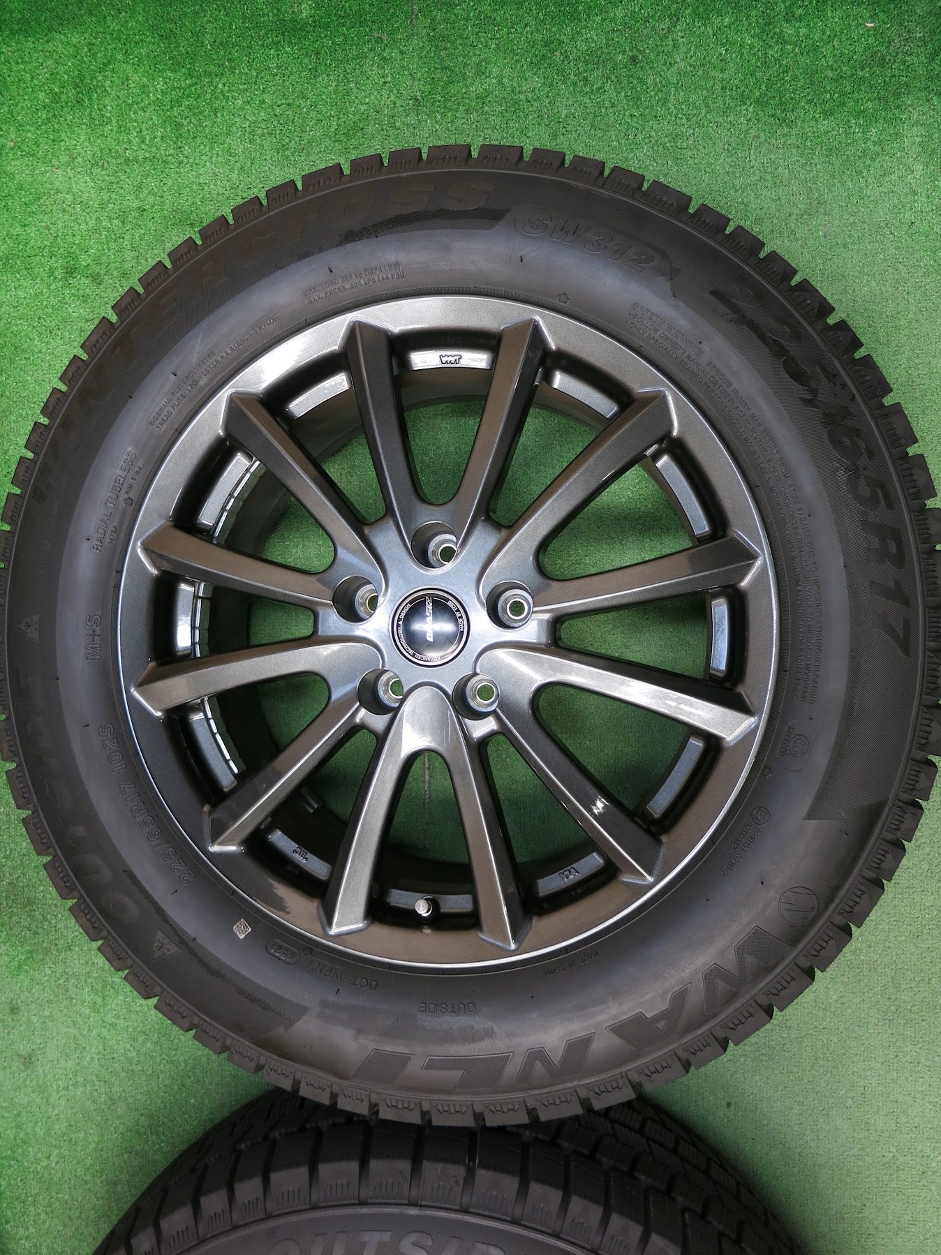 [送料無料]超バリ溝！21年！キレイ！ほぼ10分★スタッドレス 225/65R17 QRASIZ KOSEI 光生 コーセイ ワンリ ウインタークロス SW312 PCD114.3/5H★3030107ヒス