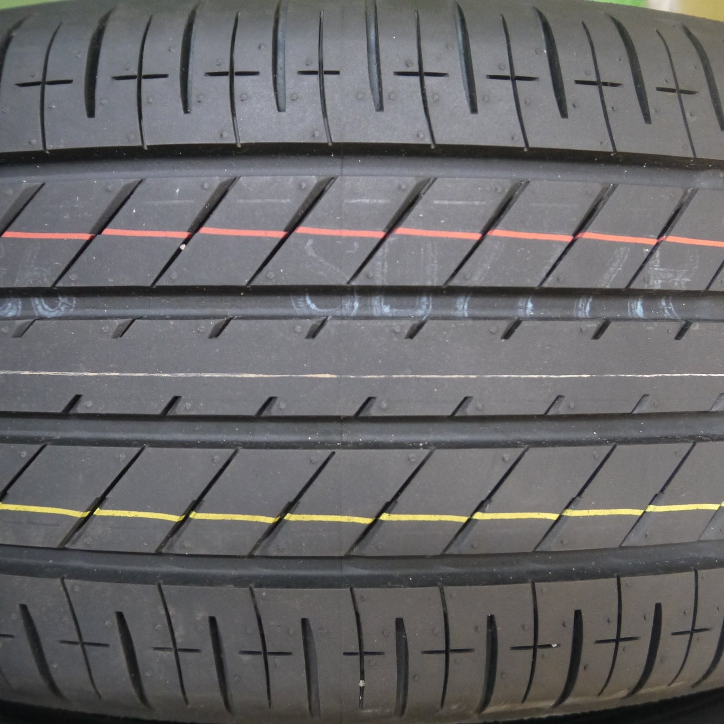 *送料無料*新車外し！23年★205/55R17 トーヨー プロクセス R60 タイヤ 17インチ ノア ヴォクシー 等★3121509Hノタ