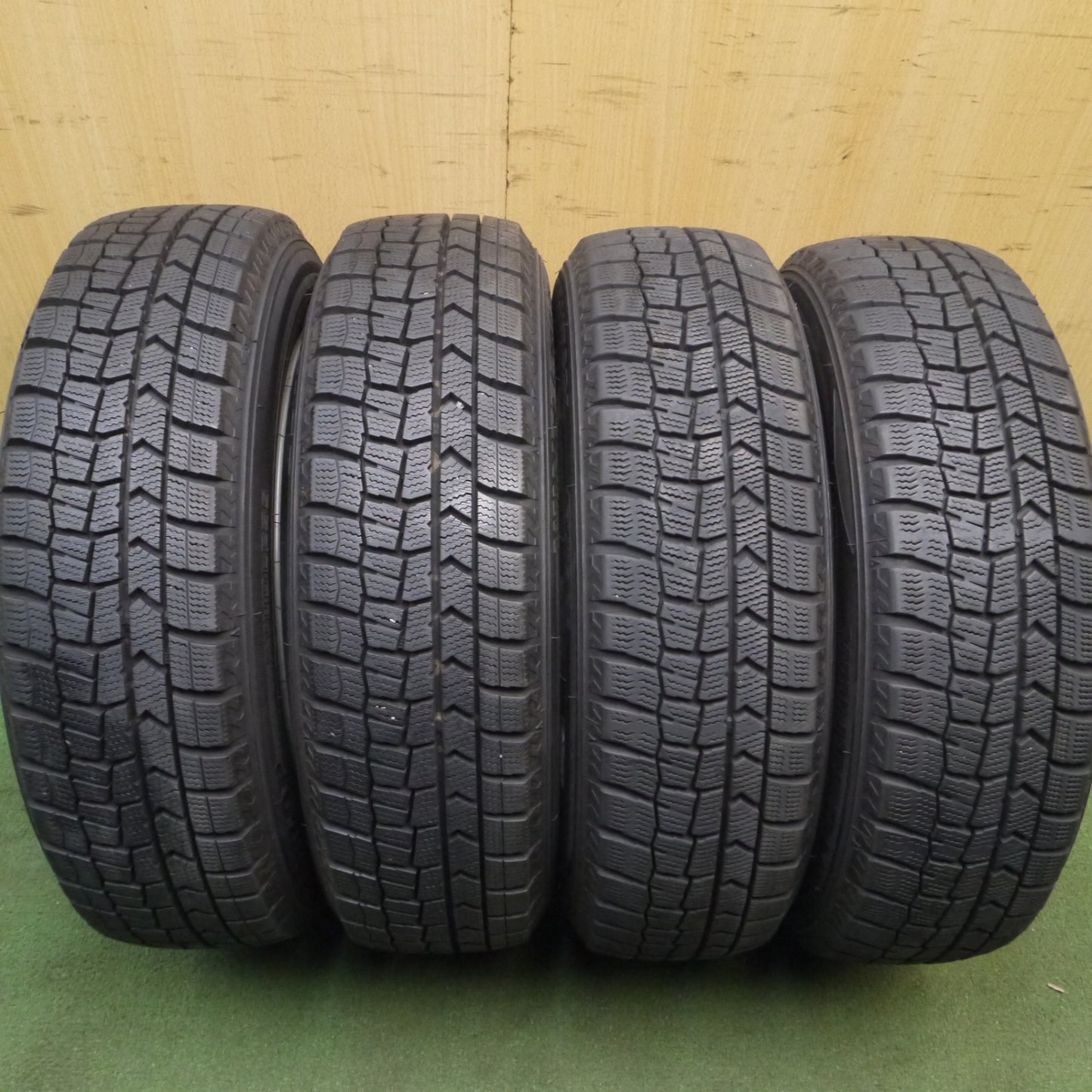 *送料無料*バリ溝！9.5分以上★スタッドレス 165/65R14 ダンロップ ウインターマックス WM02 ravrion ラブリオン 14インチ PCD100/4H★4012901Hス