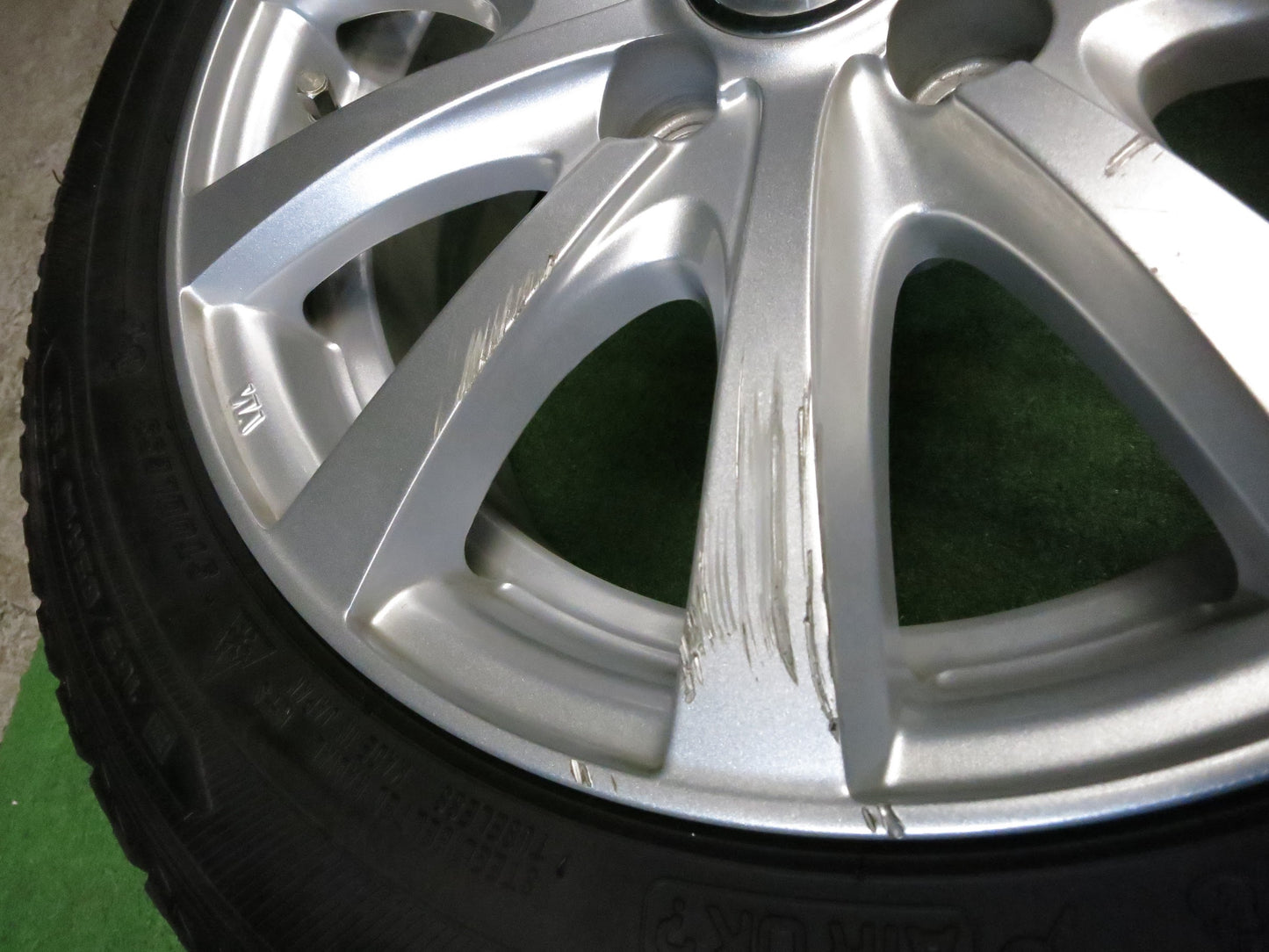 [送料無料]バリ溝！19年！9.5分以上★スタッドレス 165/65R14 グッドイヤー アイスナビ6 ravrion RS01 ラブリオン 14インチ PCD100/4H★2121904Hス