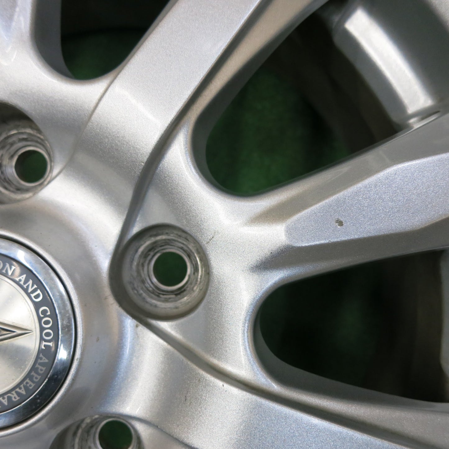 [送料無料]バリ溝！20年！9.5分★スタッドレス 195/65R15 ヨコハマ アイスガード iG60 JOKER weds ジョーカー 15インチ PCD114.3/5H★3041902ヒス