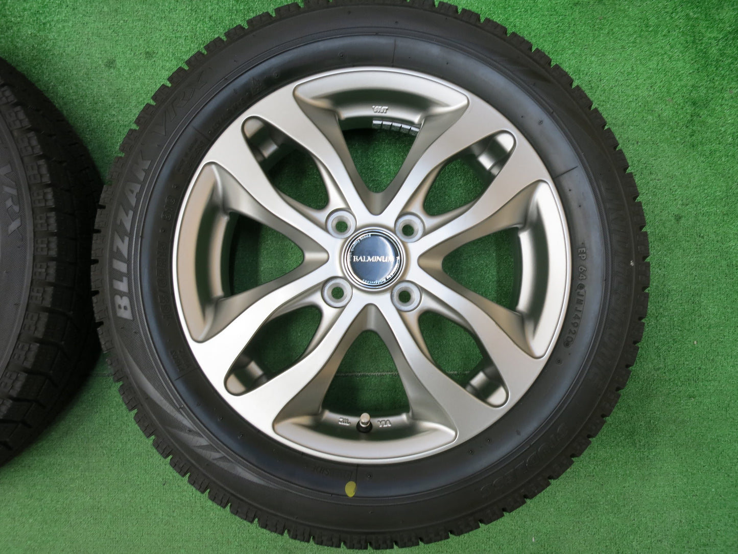 [送料無料]未使用！20年★スタッドレス 165/65R15 ブリヂストン ブリザック VRX BALMINUM バルミナ 15インチ PCD100/4H★3011004ヒス