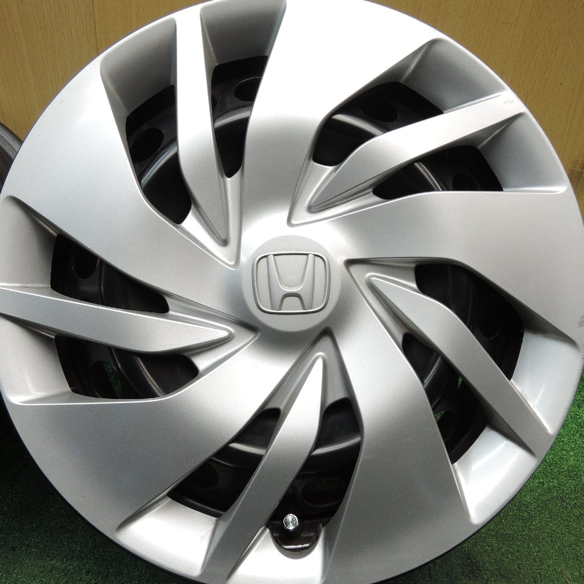 [送料無料]キレイ★ホンダ GK系 フィット 純正 スチール ホイール 14インチ 14×5.5J PCD100/4H★3072803Hホ