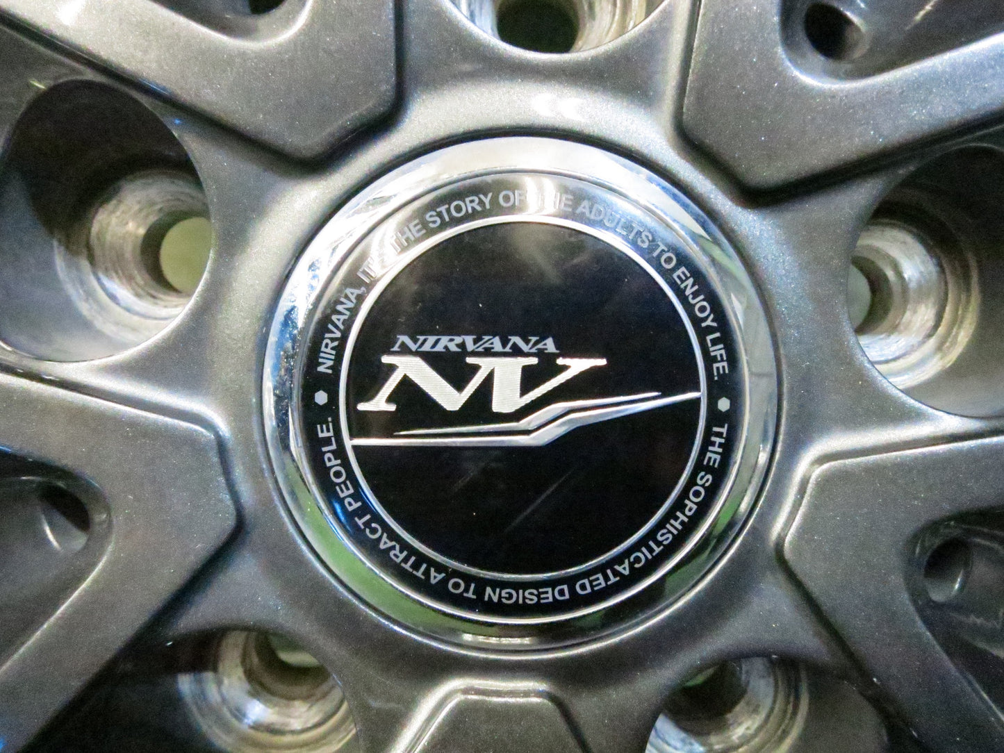[送料無料]バリ溝！20年！キレイ！8.5分★スタッドレス 195/65R15 ダンロップ オールシーズンマックス AS1 NIRVANA NV ニルバーナ PCD114.3/5H★3030805Hス