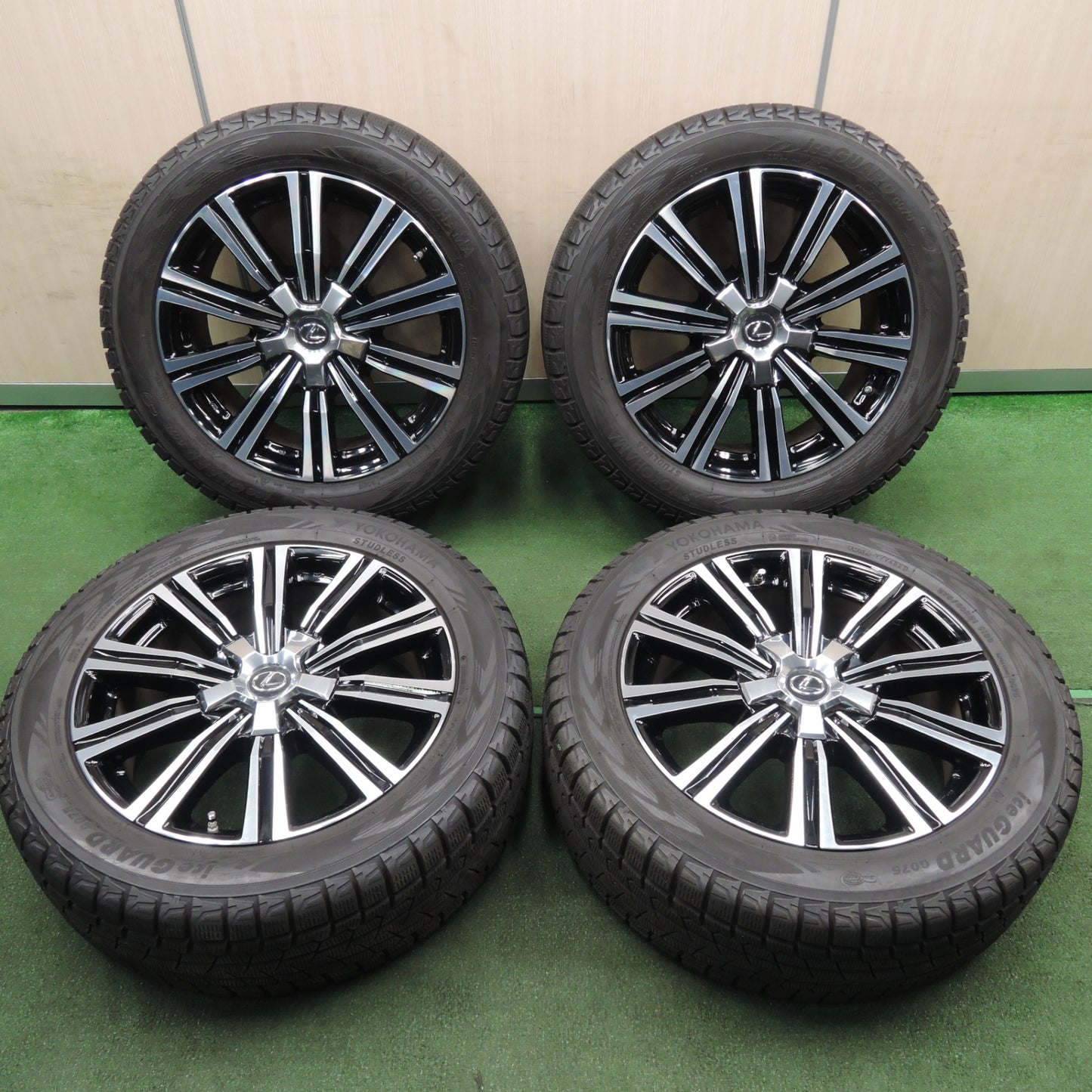 *送料無料* センサー付！バリ溝！21年！綺麗！9.5分★レクサス LX570 純正 275/50R21 スタッドレス ヨコハマ アイスガード G075 PCD150/5H★4030111TNス