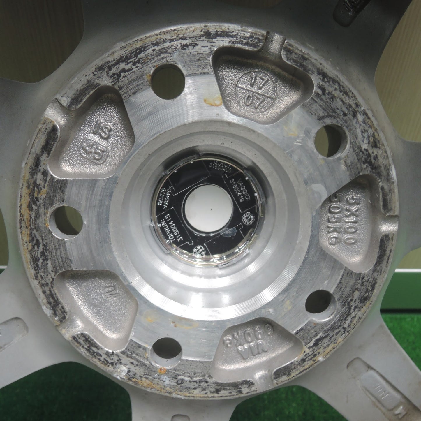 [送料無料]バリ溝！キレイ！9.5分★スタッドレス 195/65R15 ブリヂストン アイスパートナー TOPRUN トップラン 15インチ PCD114.3/5H★3071205SYス
