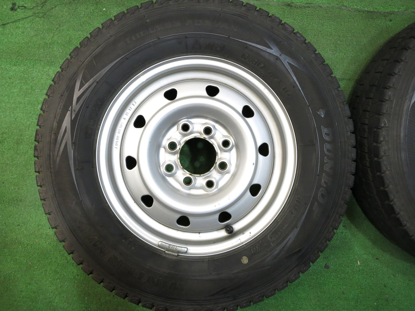 [送料無料]バリ溝！18年！9.5分★スタッドレス 165R13 6PR ダンロップ ウインターマックス SV01 スチール ホイール 13インチ PCD100 114.3/4H★2111413Hス