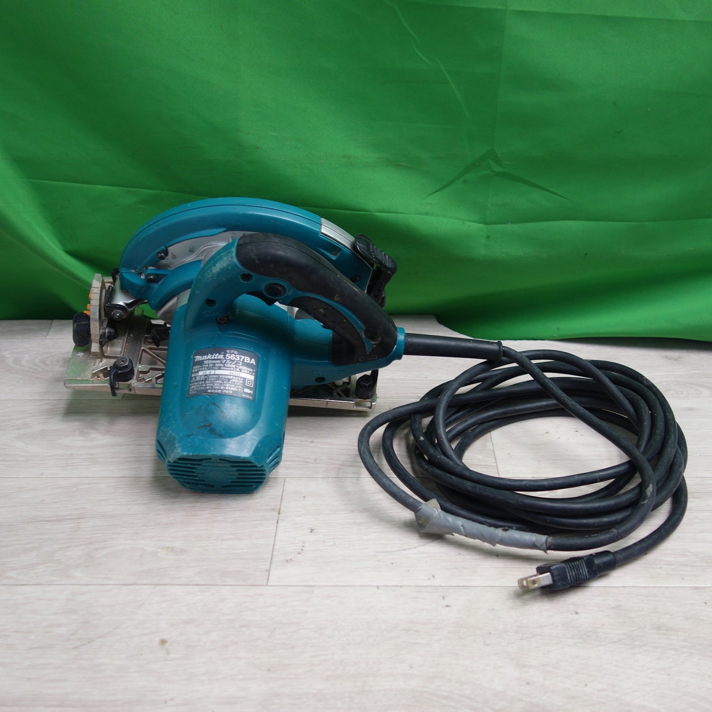 [送料無料] ☆makita マキタ 5637BA 165mm マルノコ 丸ノコ 丸のこ 電動 工具 切断  木工 DIY☆