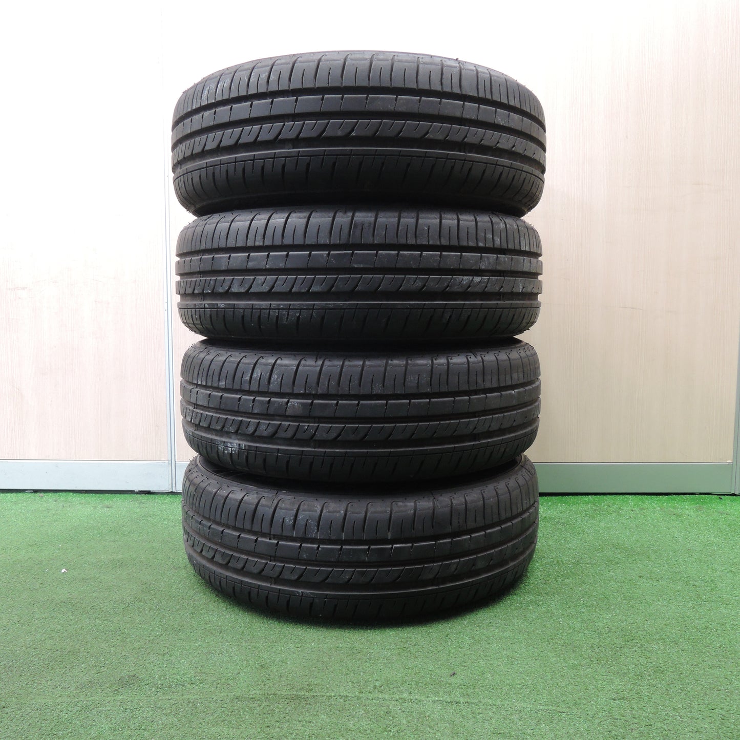 *送料無料*バリ溝！22年！8.5分★175/65R14 ケンダ KENETICA ECO X STYLE 14インチ PCD100/4H★4012201NJノ
