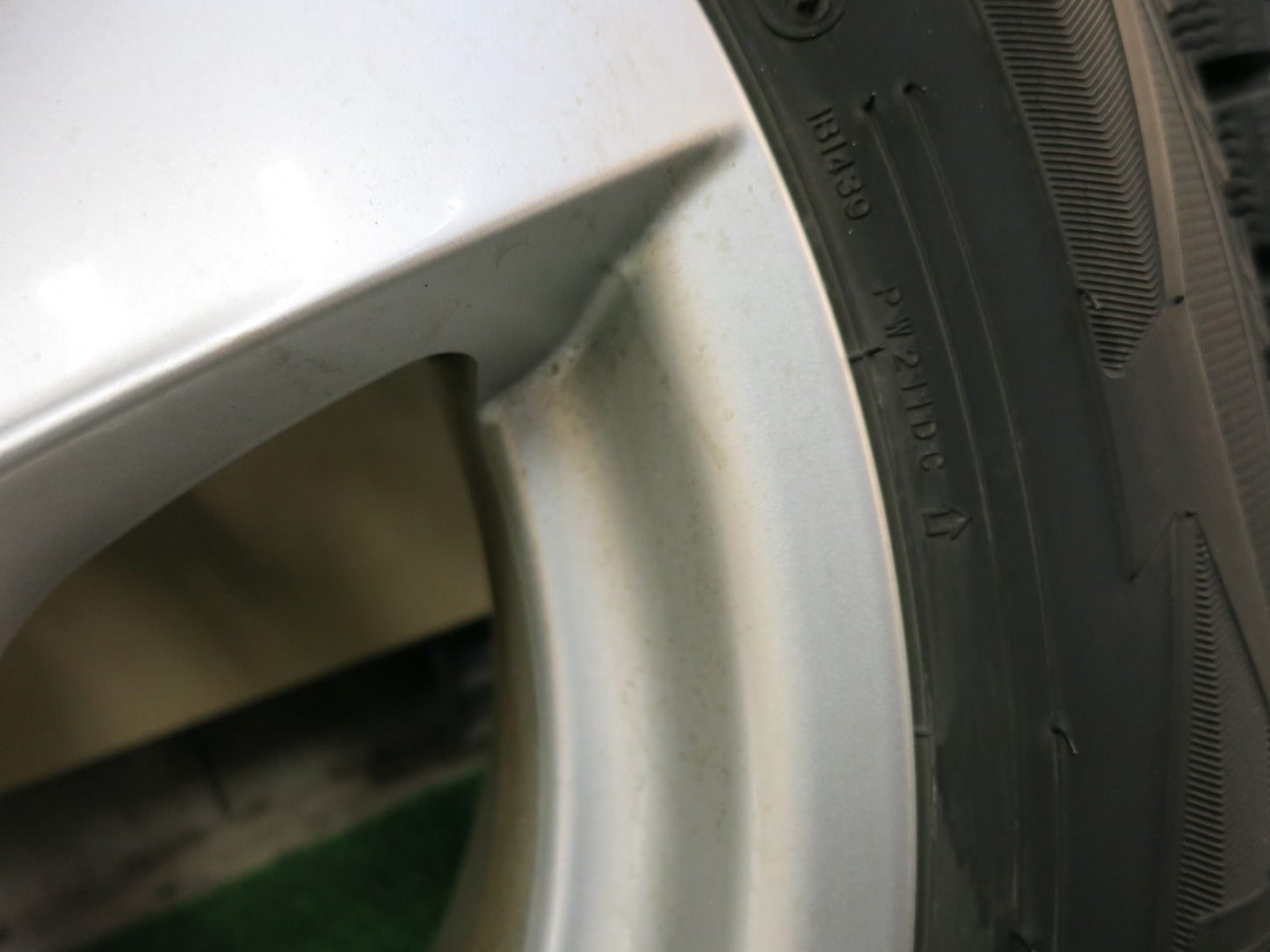[送料無料]バリ溝！19年！9.5分★スタッドレス 185/65R14 AGA ダンロップ ウインターマックス WM02 PCD100/5H カリーナ カルディナ コロナ等★3031103ヒス