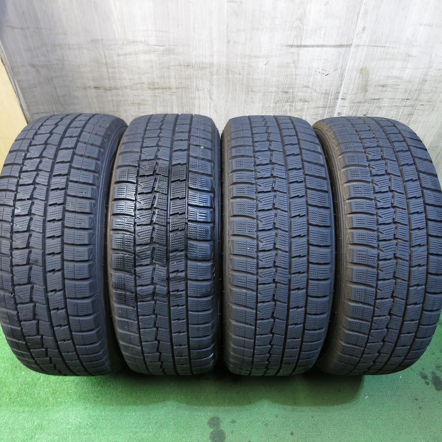 [送料無料]バリ溝！綺麗！9.5分以上★アウディ A4 A5 A6 純正 OP 225/50R17 スタッドレス ダンロップ ウインターマックス WM01 17インチ PCD112/5H★3060204Hス
