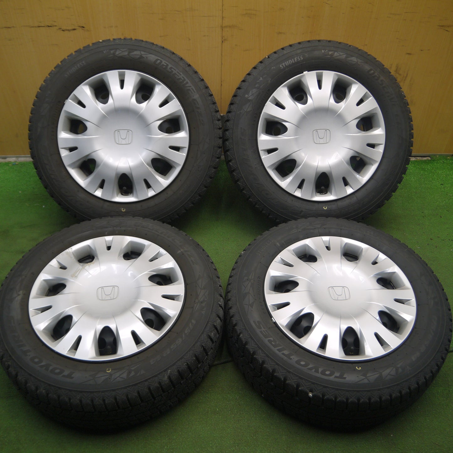 *送料無料*バリ溝！21年！ほぼ10分★ホンダ フィット 純正 スチール 175/65R14 スタッドレス トーヨー オブザーブ GIZ2 14インチ PCD100/4H★3101604Hス