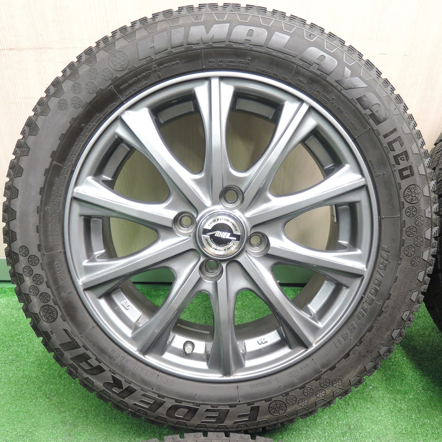[送料無料]バリ溝！キレイ！9.5分★スタッドレス 175/65R15 フェデラル ヒマラヤ ICEO AXEL アクセル 15インチ PCD100/4H★3101913TNス