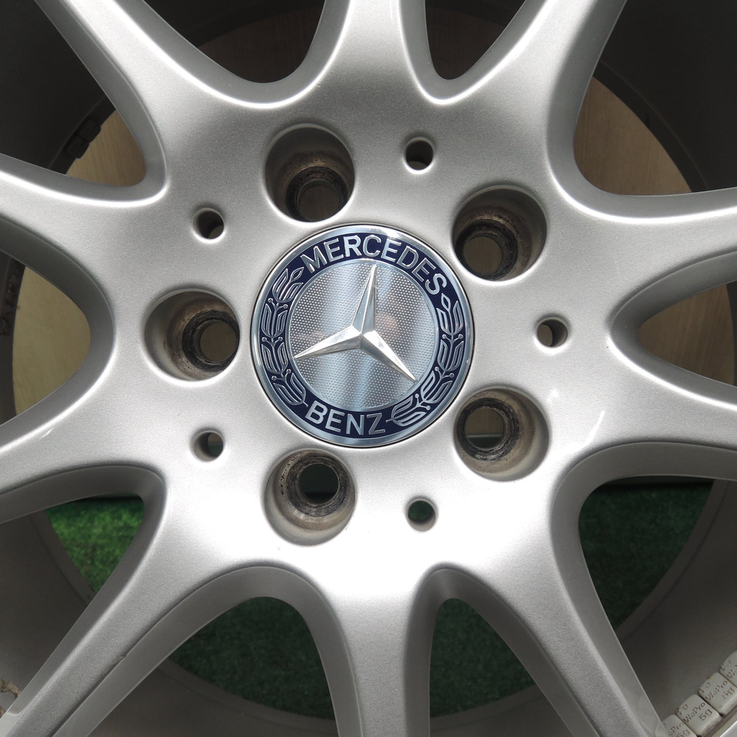 *送料無料*バリ溝！キレイ！9.5分★ベンツ Aクラス W169 純正 205/55R17 スタッドレス トーヨー ウインター トランパス MK4α 17インチ PCD112/5H★3120809TNス