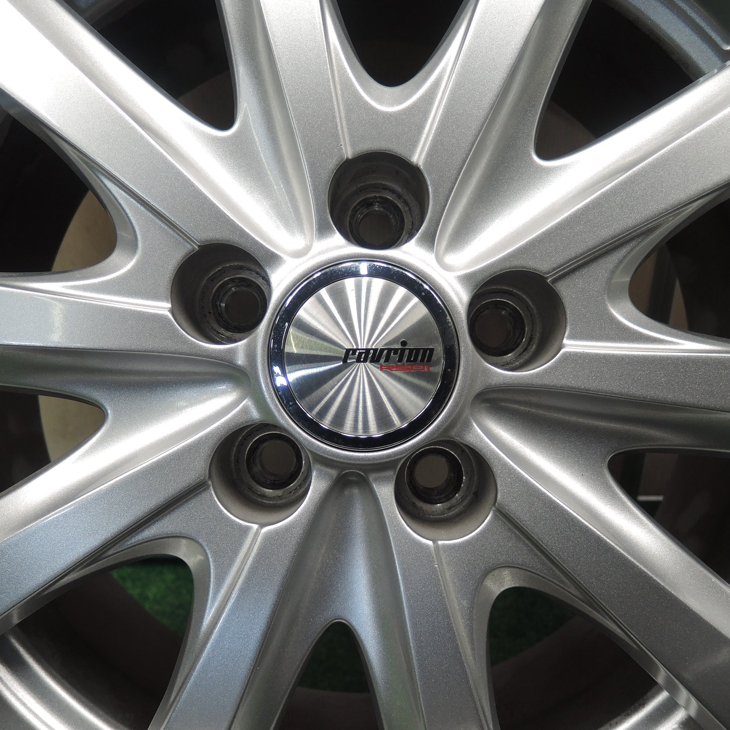 *送料無料*バリ溝！21年！キレイ！9分★スタッドレス 185/60R15 グッドイヤー アイスナビ7 ravrion RS01 ラブリオン 15インチ PCD100/5H★3120101TNス