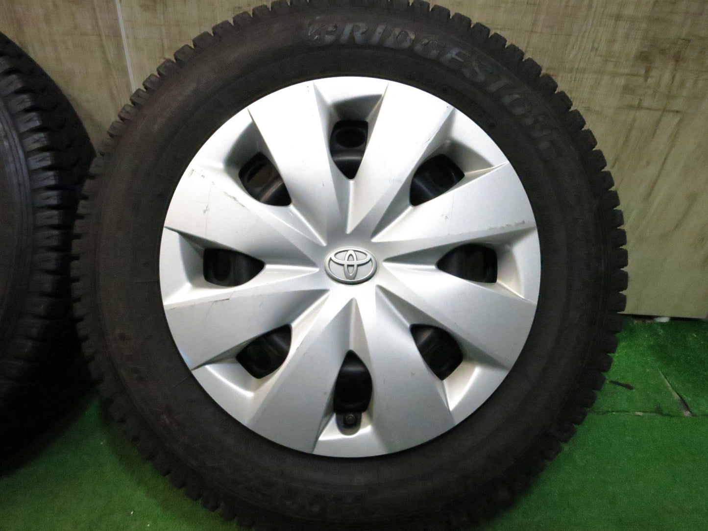 [送料無料]バリ溝！21年！ほぼ10分★トヨタ プロボックス 純正 スチール 155/80R14 88/86N スタッドレス ブリヂストン ブリザック VL1 PCD100/4H★3011703Hス