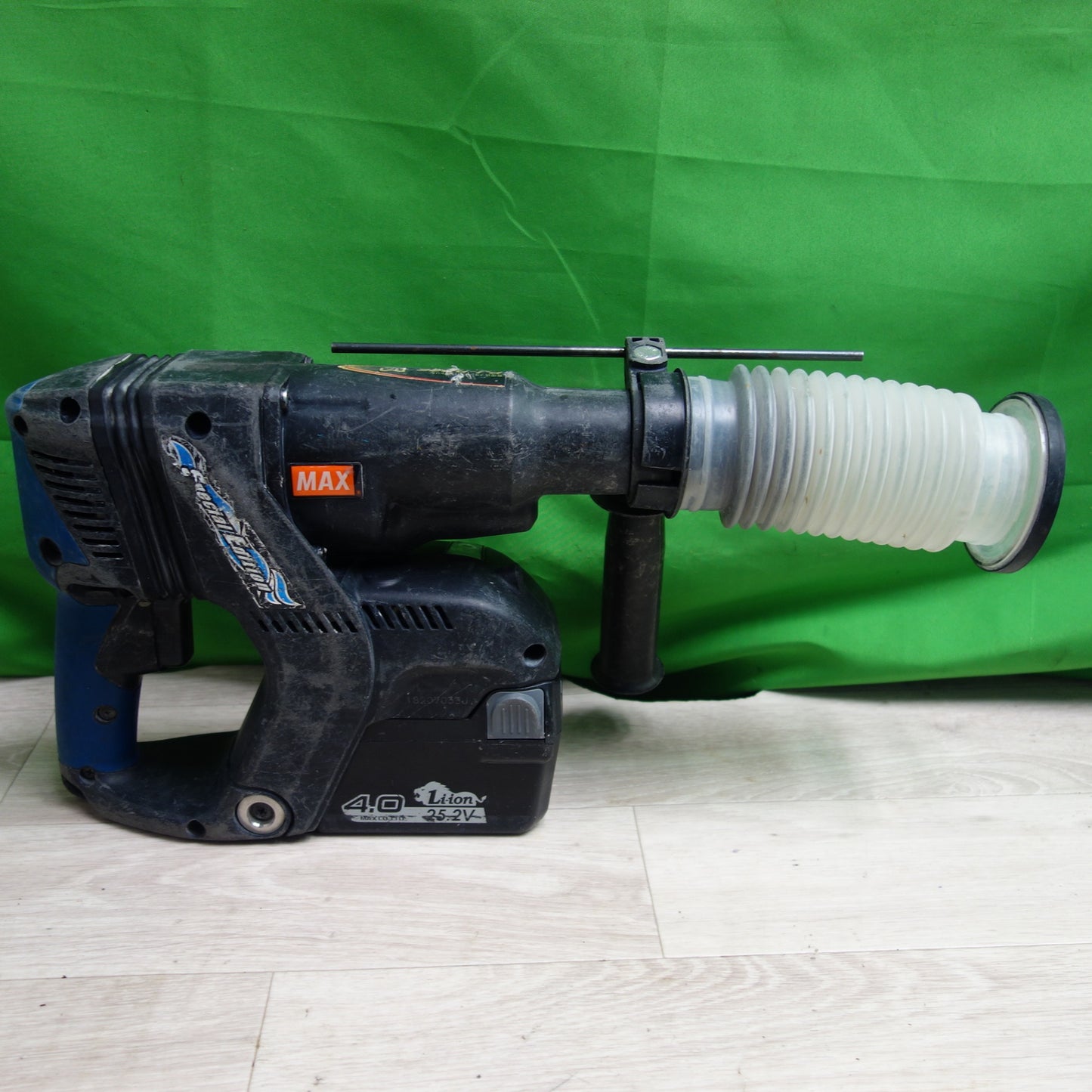 [送料無料] バッテリー2個付☆MAX マックス 充電式 ブラシレス ハンマドリル PJ-R266 電動 工具 ハンマードリル☆