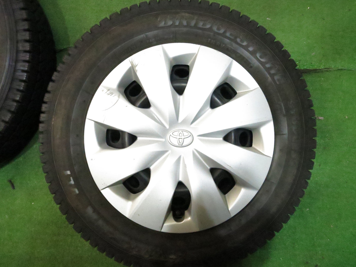 [送料無料]バリ溝！21年！ほぼ10分★トヨタ プロボックス 純正 スチール 155/80R14 88/86N スタッドレス ブリヂストン ブリザック VL1 PCD100/4H★3011703Hス