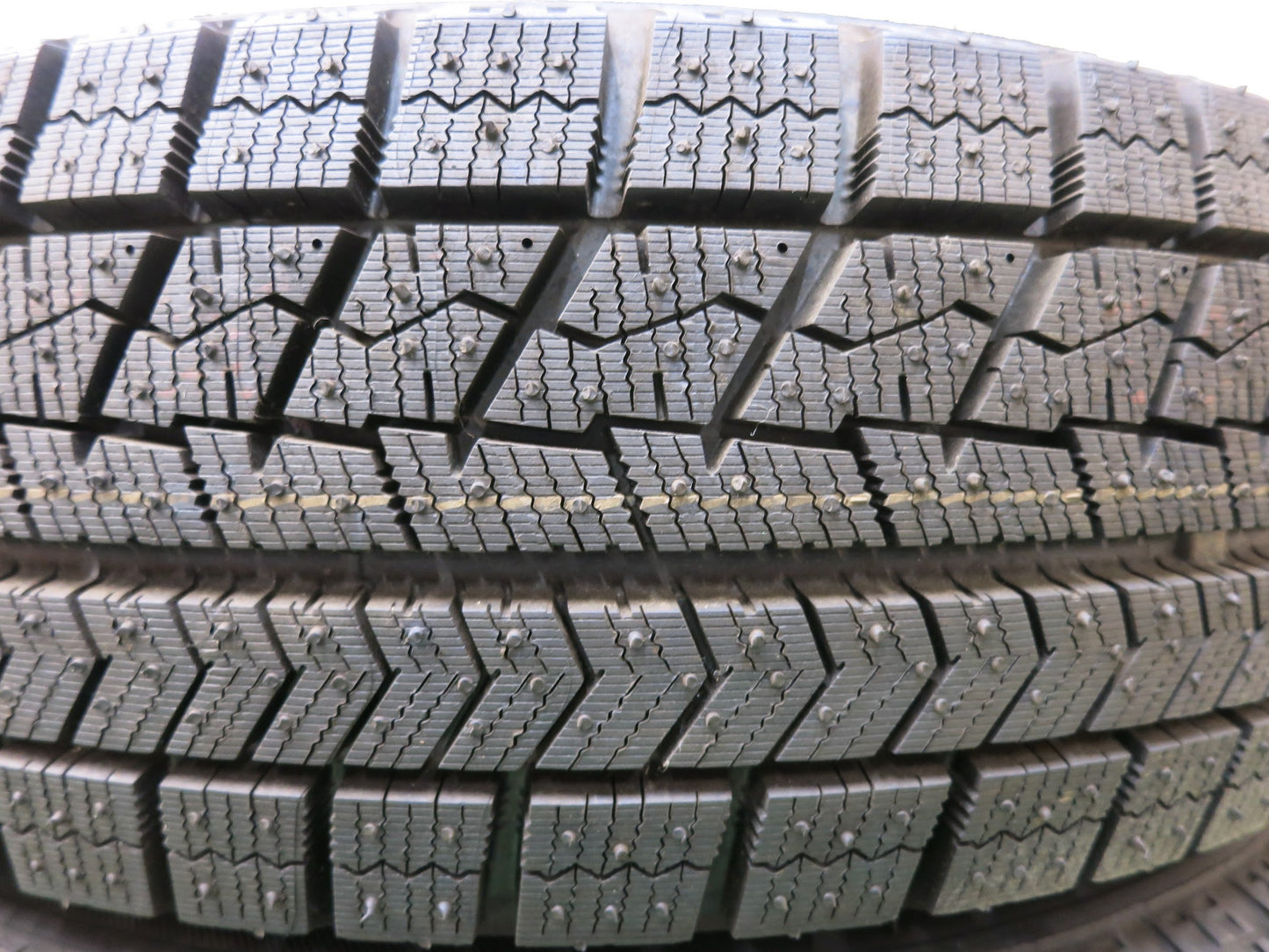 [送料無料]未使用！20年★スタッドレス 165/65R15 ブリヂストン ブリザック VRX BALMINUM バルミナ 15インチ PCD100/4H★3011004ヒス