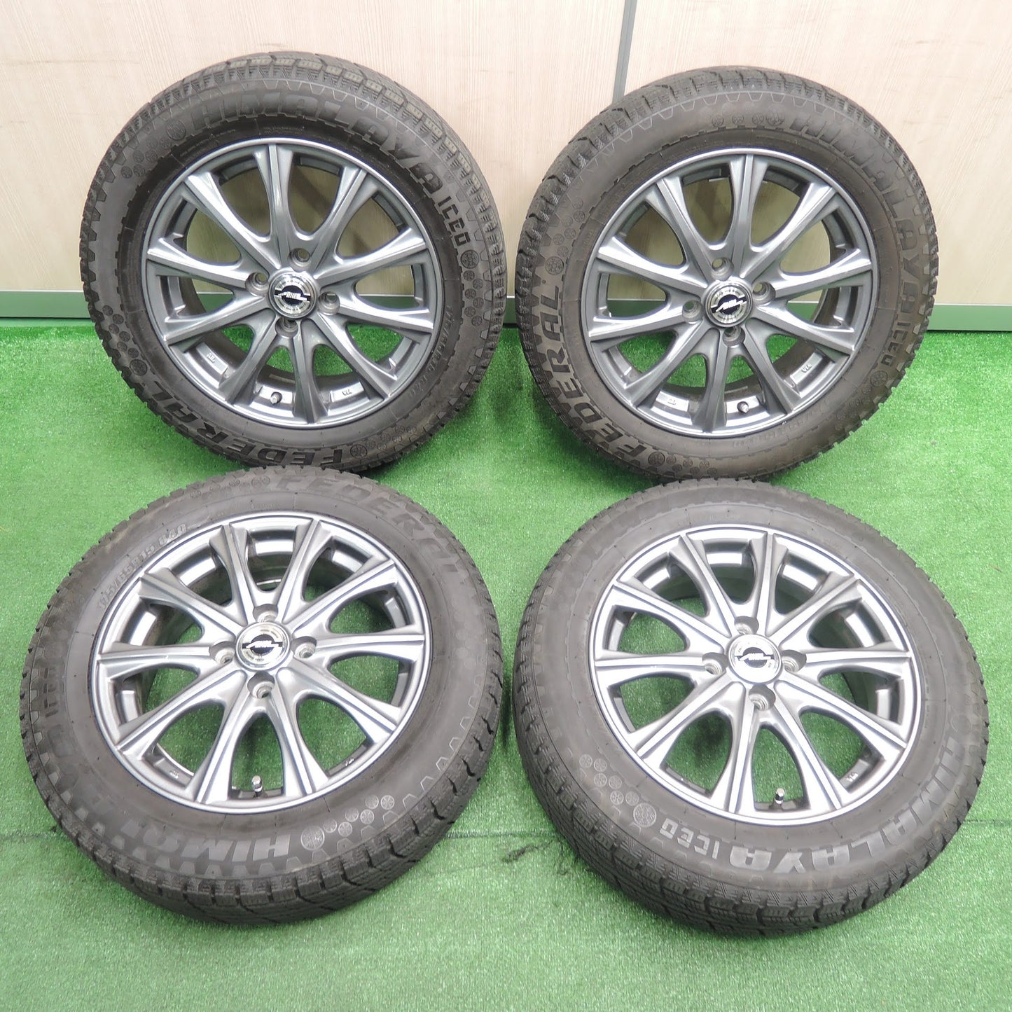 [送料無料]バリ溝！キレイ！9.5分★スタッドレス 175/65R15 フェデラル ヒマラヤ ICEO AXEL アクセル 15インチ PCD100/4H★3101913TNス
