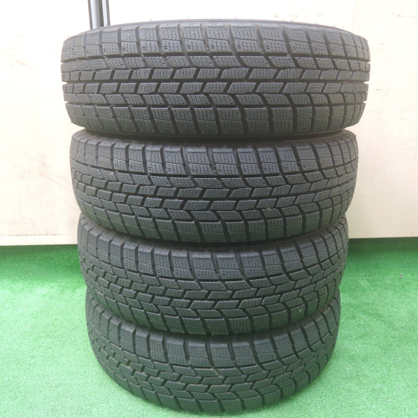 *送料無料*バリ溝！キレイ！9.5分★スタッドレス 155/65R13 グッドイヤー アイスナビ6 SEIN ザイン 13インチ PCD100/4H★3113012SYス