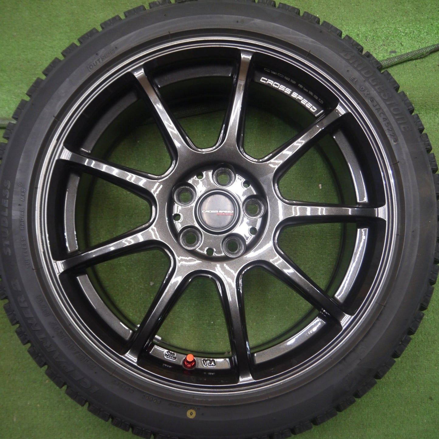*送料無料* バリ溝！22年！9.5分★86 BRZ等 CROSS SPEED 215/45R17 スタッドレス ブリヂストン アイスパートナー2 クロススピード PCD100/5H★4021904Hス