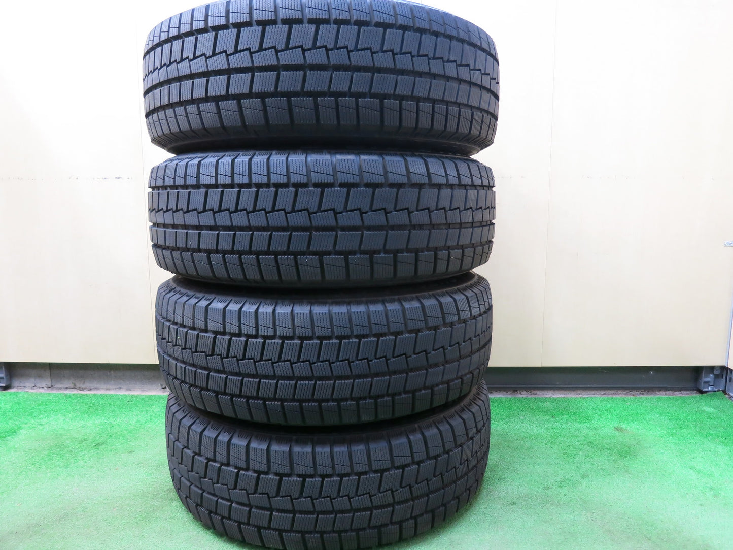 [送料無料]超バリ溝！21年！キレイ！ほぼ10分★スタッドレス 225/65R17 QRASIZ KOSEI 光生 コーセイ ワンリ ウインタークロス SW312 PCD114.3/5H★3030107ヒス