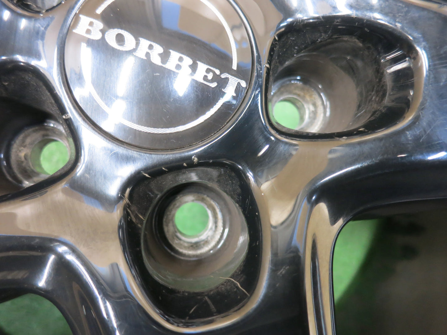 [送料無料]バリ溝！9.5分★ボルボ 等 BORBET 235/60R18 スタッドレス ヨコハマ アイスガード G075 ボルベット 18インチ PCD108/5H★3011005ヒス
