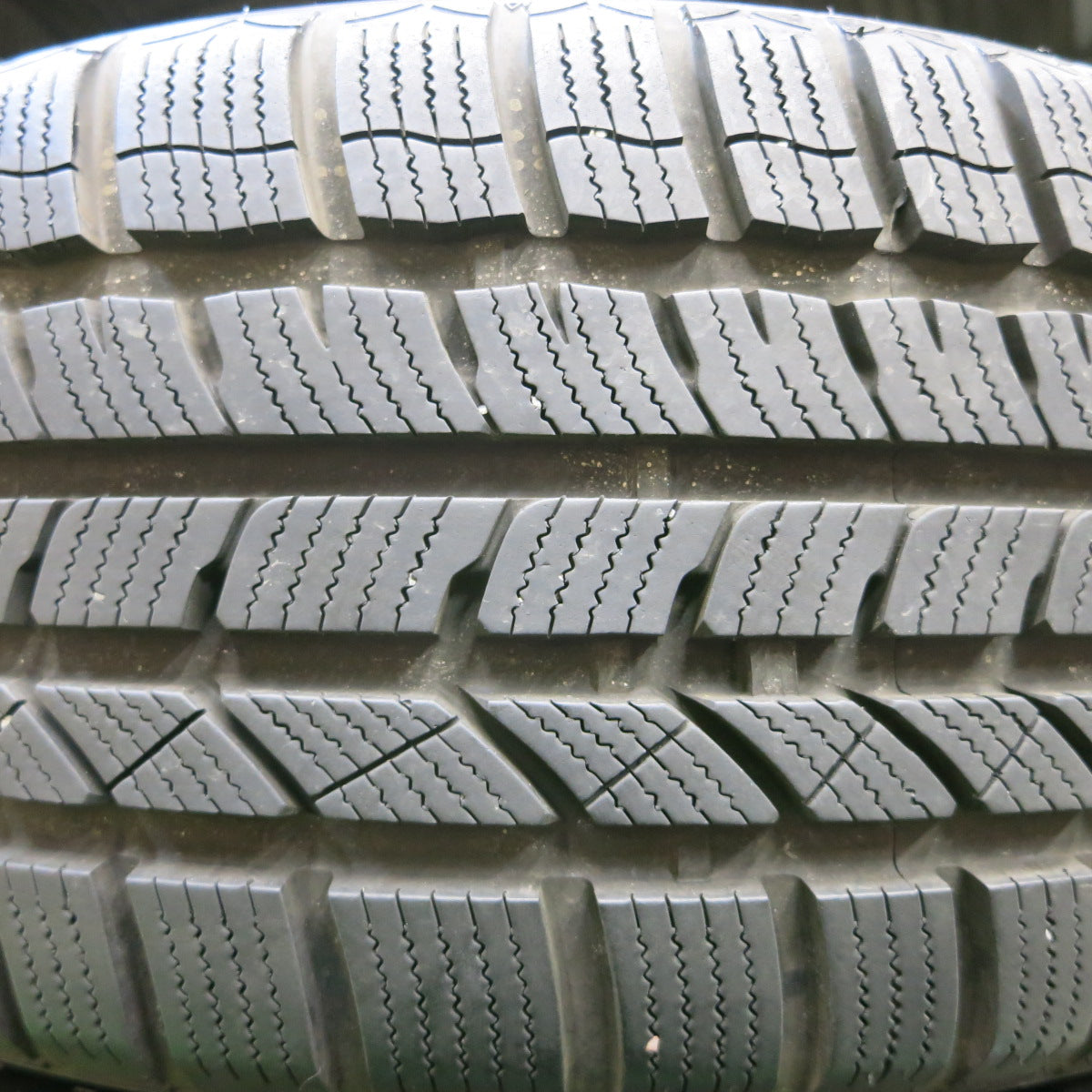 *送料無料*バリ溝！キレイ！9分★日産 E12 ノート ニスモ 純正 205/50R16 スタッドレス モモ NORTH POLE W-2 16インチ PCD100/4H★3120506イス