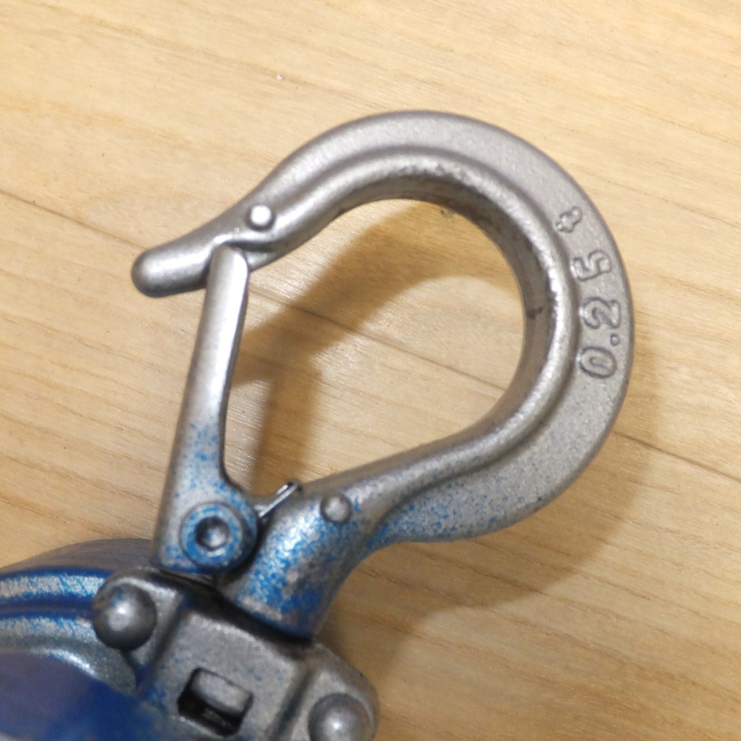 [送料無料] ★キトー KITO 手動チェーンブロック CX003 0.25t　Cap 250kg Lift 5.0m　LOAD CHAIN V-3.2×9.0mm CX1A★