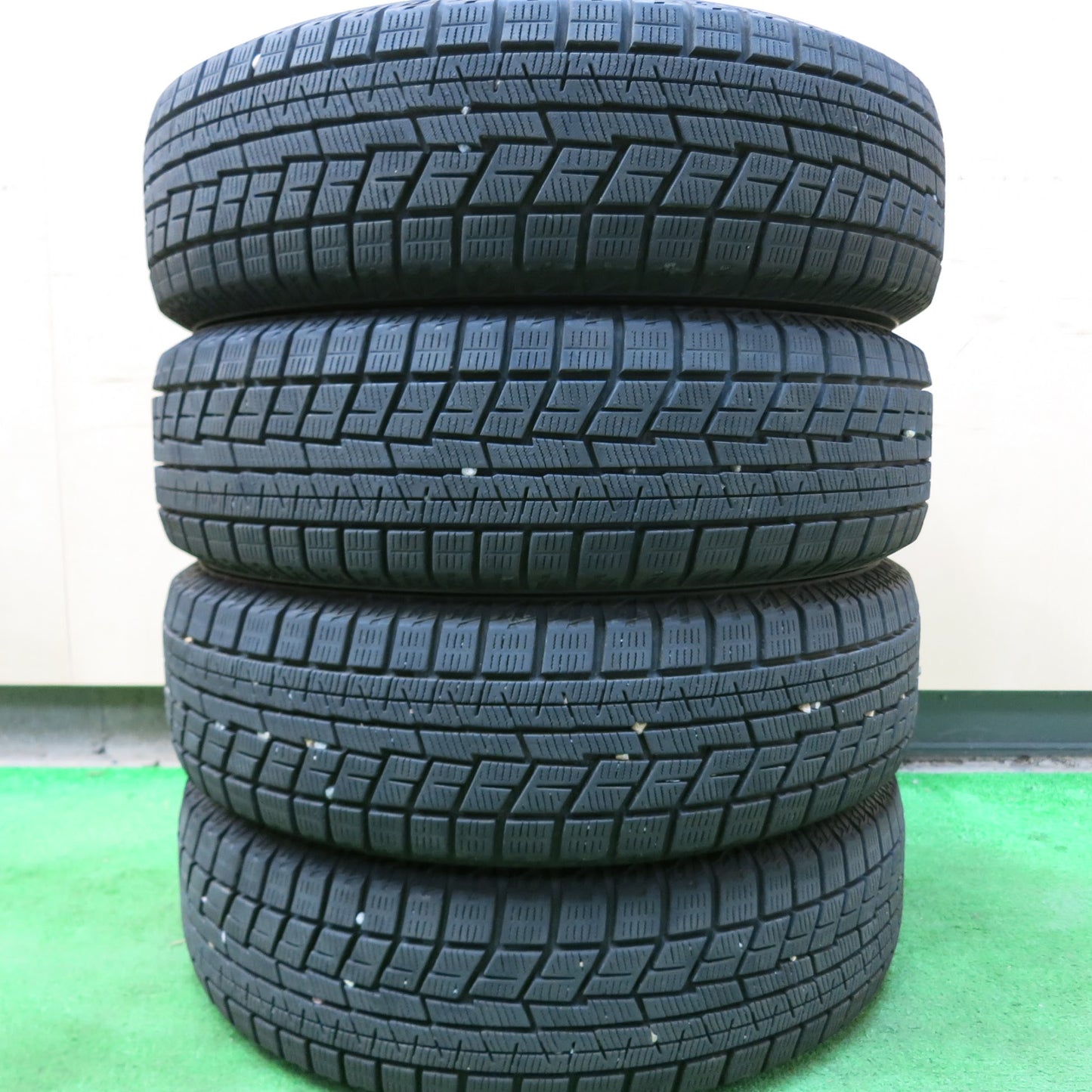 [送料無料]超バリ溝！19年！ほぼ未使用★スタッドレス 165/65R14 ヨコハマ アイスガード iG60 タイヤ 14インチ タンク ルーミー 等★3082202ヒスタ