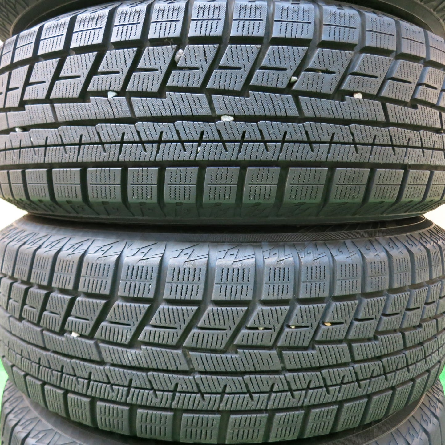[送料無料]バリ溝！19年！キレイ！ほぼ10分★プリウス 等 195/65R15 スタッドレス ヨコハマ アイスガード iG60 MANARAY SPORT マナレイ PCD100/5H★3062806ヒス