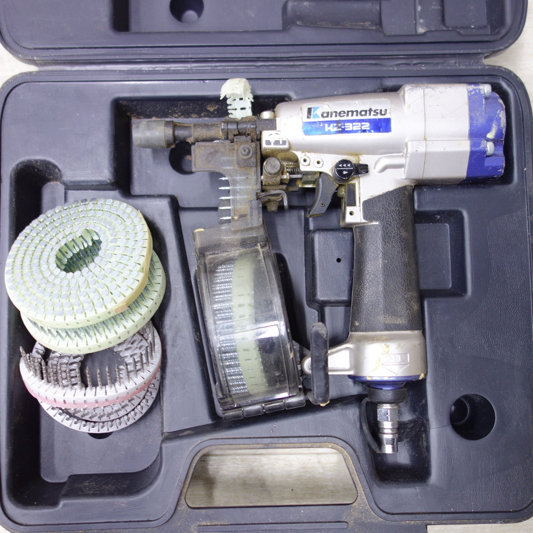 送料無料] ◇Kanematsu 兼松 カネマツ 釘打機 KZ-322 常圧 エアー