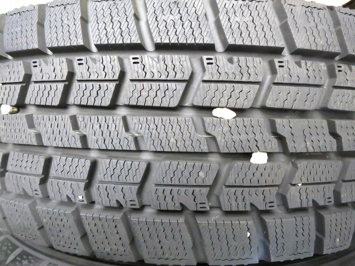 [送料無料]バリ溝！21年！ほぼ10分★スタッドレス 175/65R14 グッドイヤー アイスナビ7 FEID 社外 アルミ 14インチ PCD100/4H★2122704Ｈス