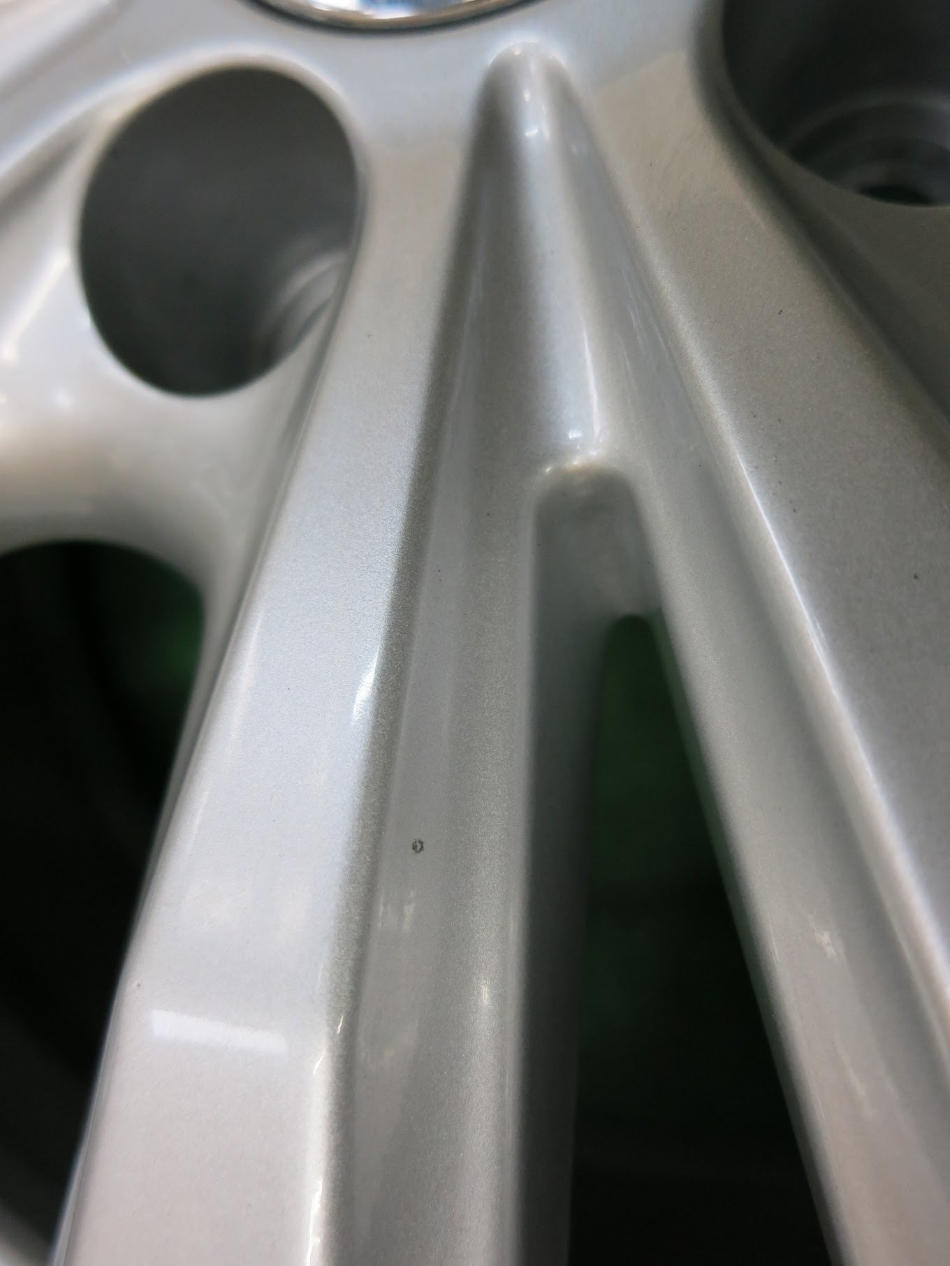 [送料無料]超バリ溝！20年！キレイ！ほぼ10分★アウディ 等 215/70R16 スタッドレス ダンロップ ウインターマックス SJ8 社外 アルミ PCD112/5H★3020111ヒス