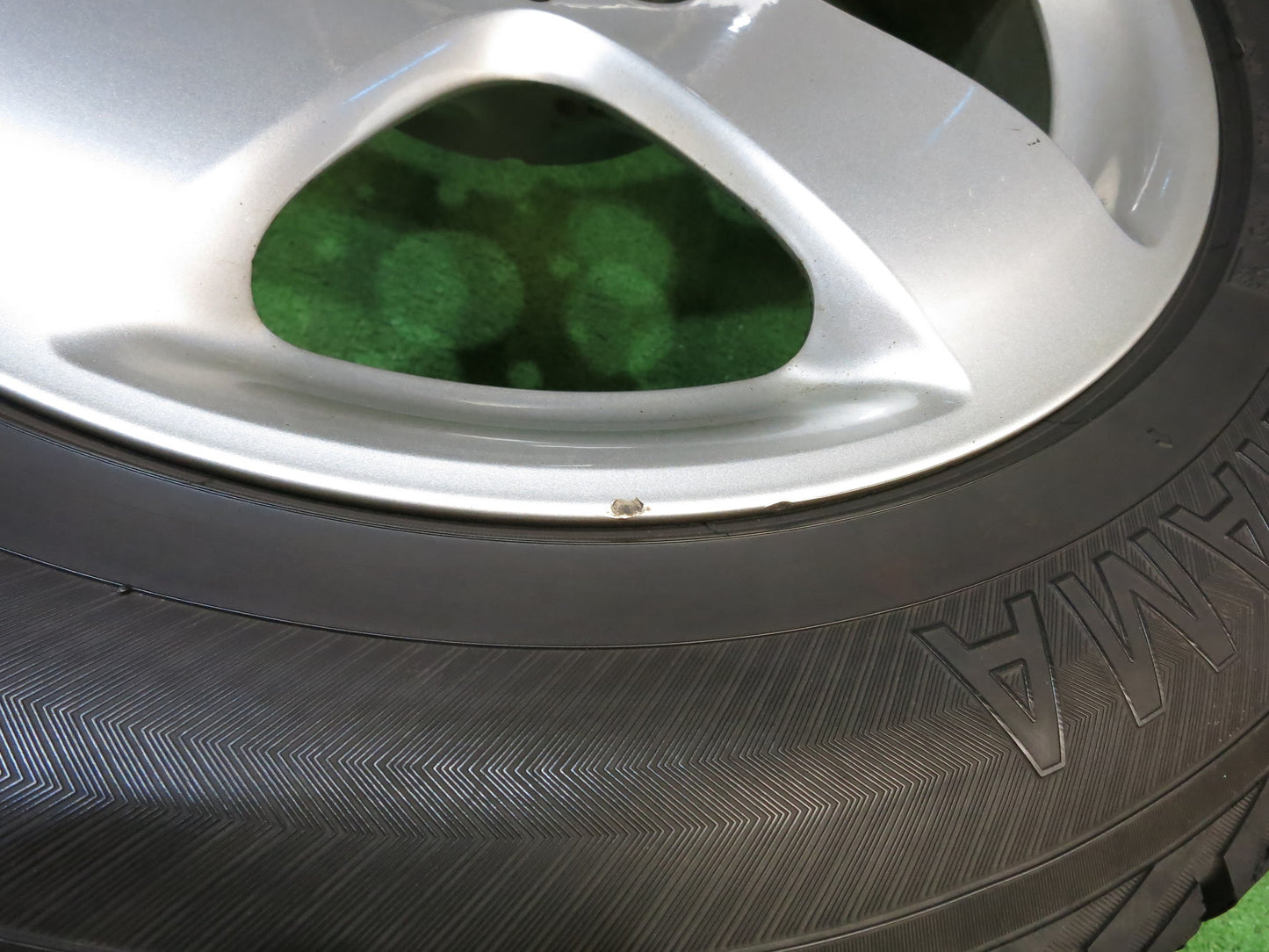 [送料無料]4本価格★ベンツ Eクラス W211 純正 225/55R16 スタッドレス ヨコハマ アイスガード iG30 16インチ PCD112/5H★★2120205Hス