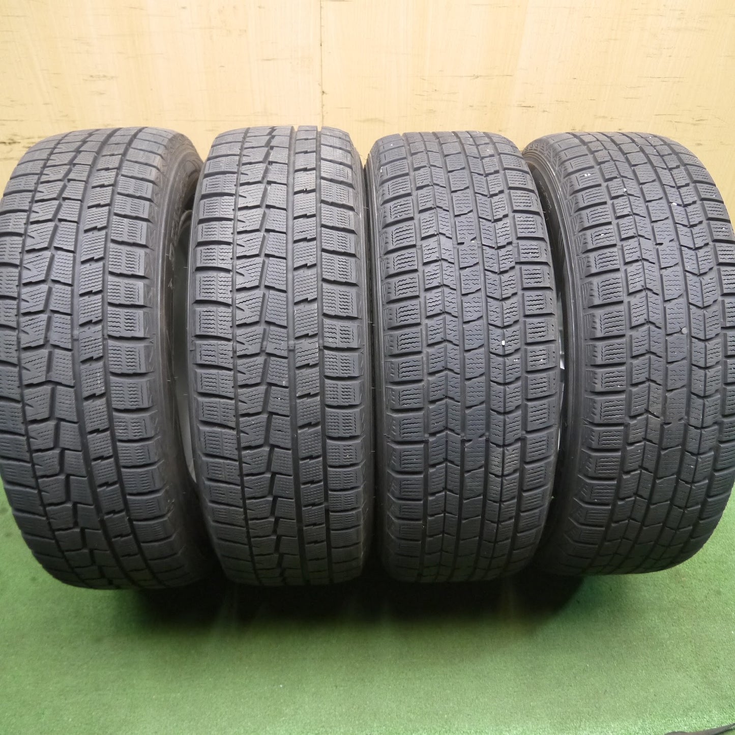 [送料無料]バリ溝！キレイ！9.5分★トヨタ 20系 アルファード 純正 215/65R16 スタッドレス ダンロップ ウインターマックス WM01 DSX-2 PCD114.3/5H★3062808Hス