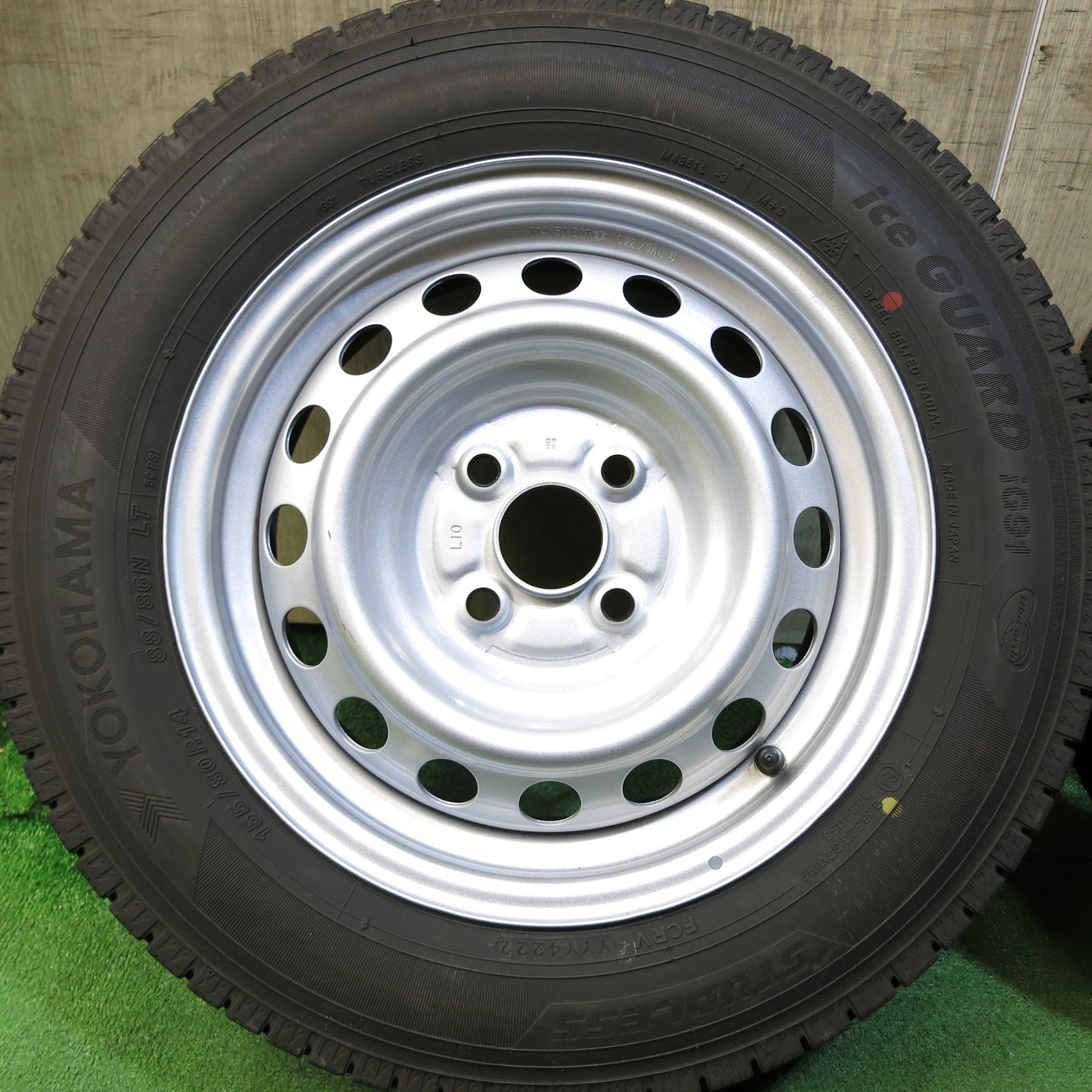 [送料無料]バリ溝！22年！キレイ！9.5分以上★スタッドレス 155/80R14 88/86N ヨコハマ アイスガード iG91 スチール ホイール 14インチ PCD100/4H★3042607Hス