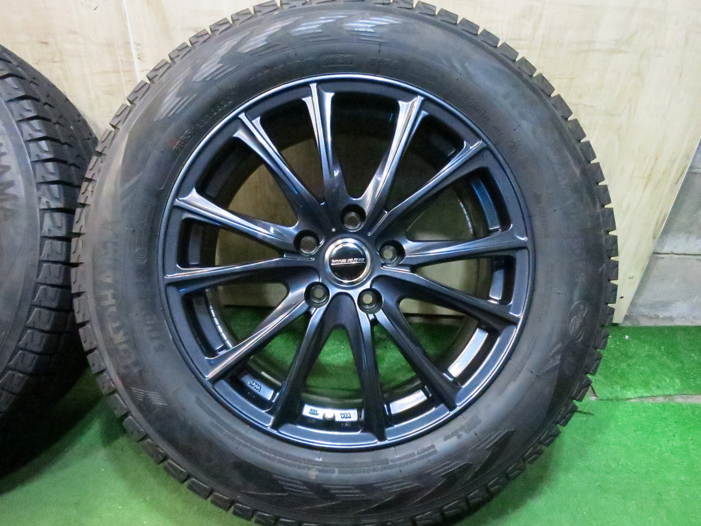 [送料無料]超バリ溝！20年！綺麗！ほぼ10分★スタッドレス 225/65R17 ヨコハマ アイスガード G075 WAREN HOTSTUFF ヴァーレン 17インチ PCD114.3/5H★3030105Hス
