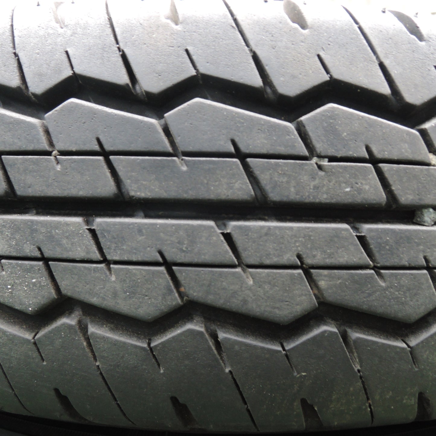 *送料無料* バリ溝！9.5分★マツダ ボンゴ 純正 スチール 185/80R14 97/95N ダンロップ SP175 14インチ PCD114.3/5H★4021711HAノ