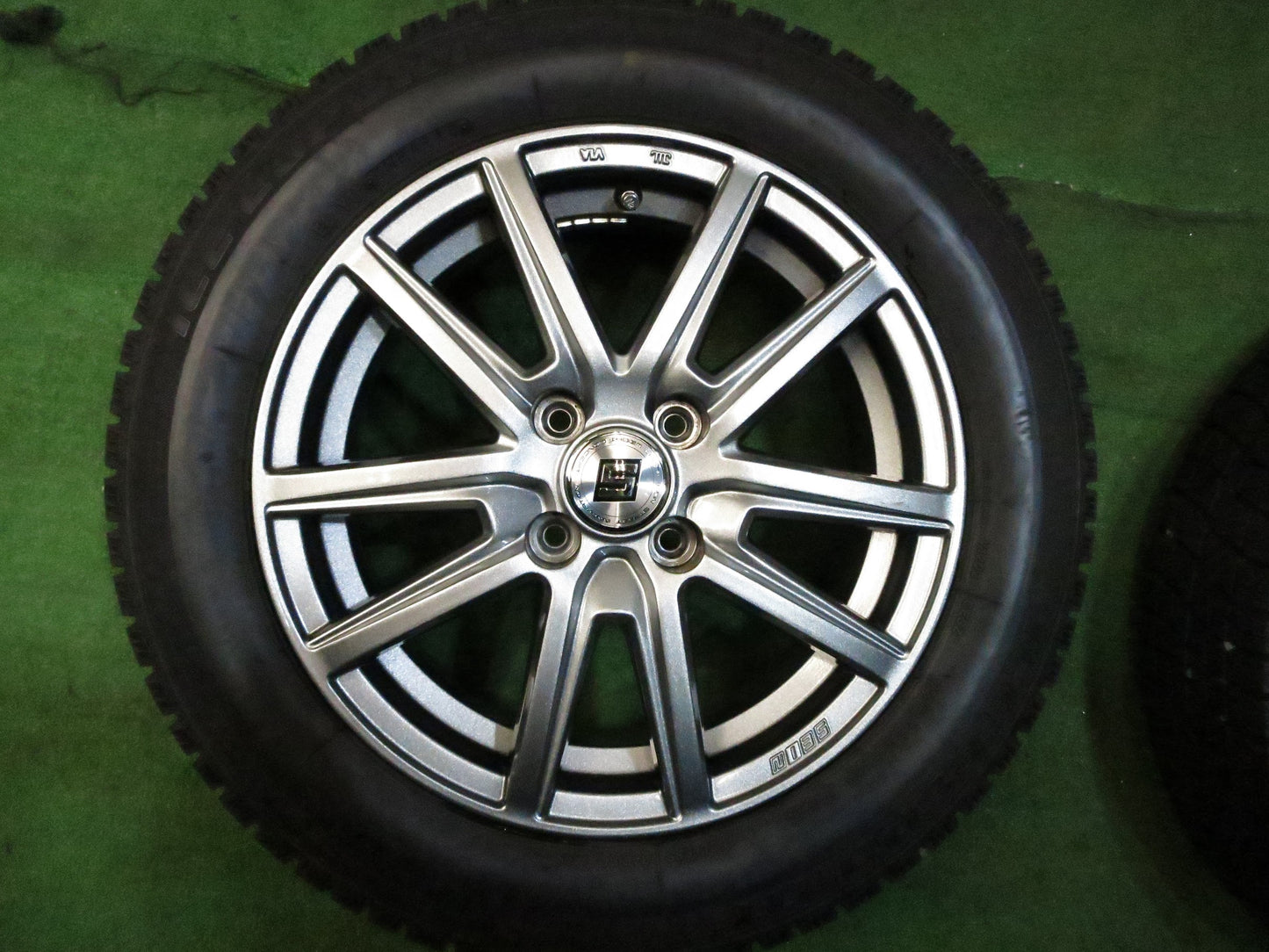 [送料無料]バリ溝！キレイ！9分★スタッドレス 175/65R15 アイスエスポルテ SEIN ザイン 15インチ PCD100/4H★3011711Hス