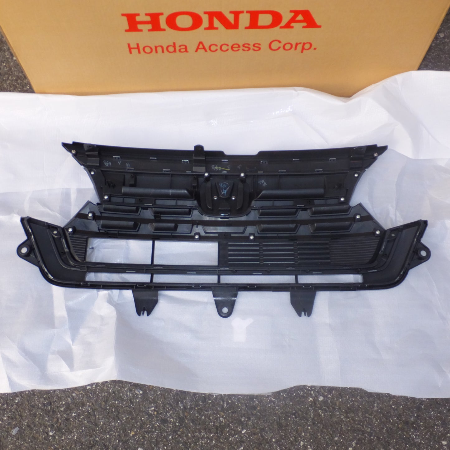 *送料無料*岐阜発 キレイ★ホンダ HONDA 純正 N-BOX カスタム JF3 JF4 フロントグリル 71121-TTAY-J210-M1★