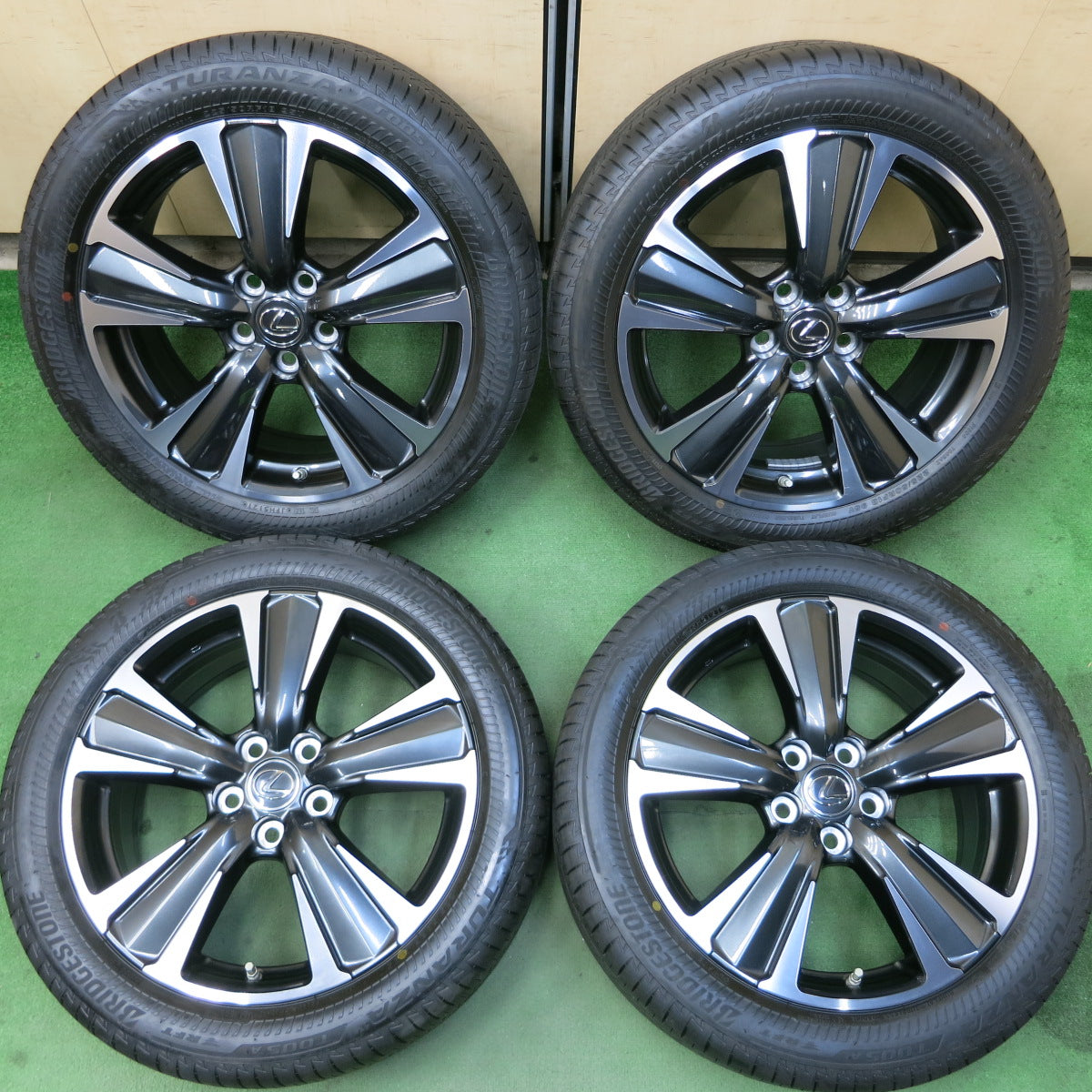 *送料無料*新車外し！21年！センサー付★レクサス UX250h Ver-L 純正 225/50R18 ブリヂストン トランザ T005A PCD114.3/5H★3101702イノ