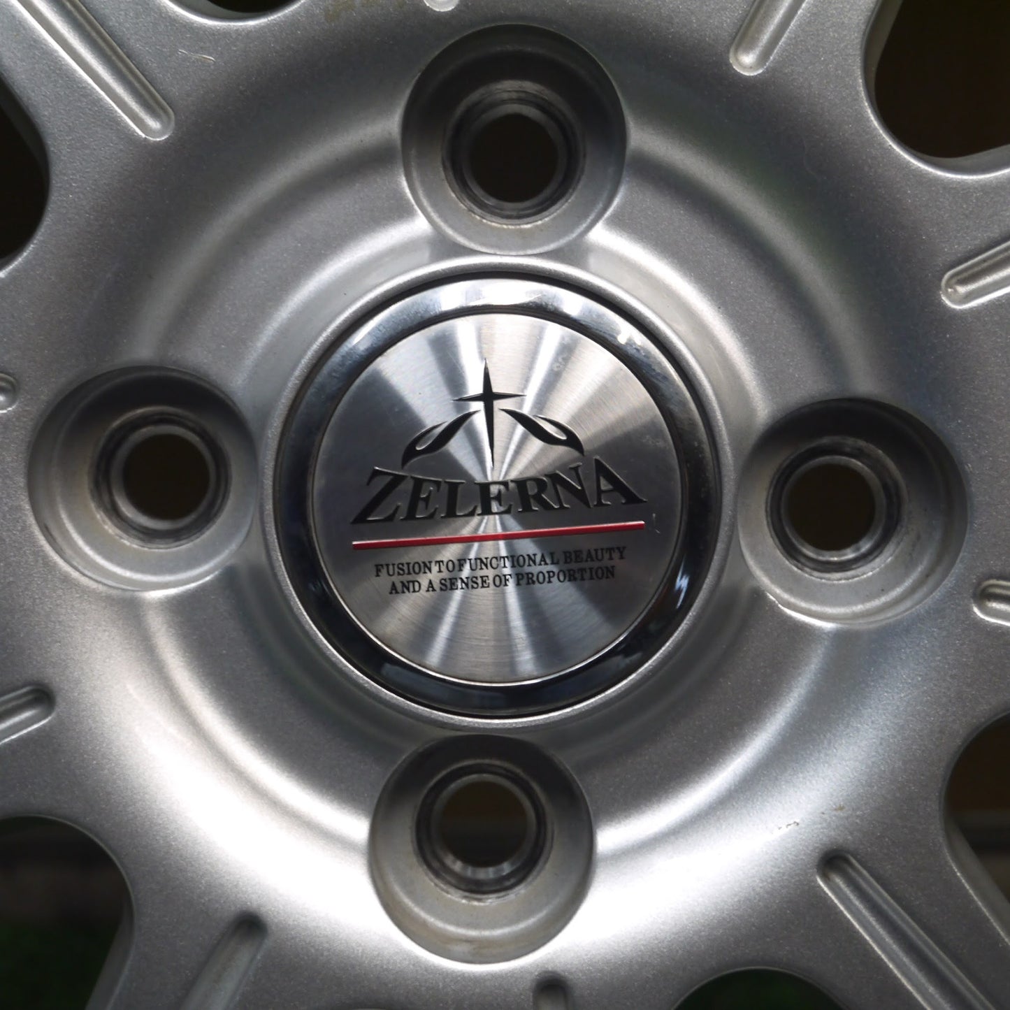 [送料無料]バリ溝！20年！キレイ！9分★スタッドレス 145/80R13 プラクティバ アイス BP02 ZELERNA 社外 アルミ 13インチ PCD100/4H★3090201KAス
