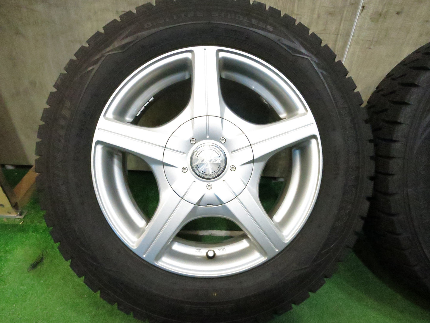 [送料無料]バリ溝！19年！キレイ！ほぼ10分★スタッドレス 175/70R14 ダンロップ ウインターマックス WM01 JOKER 14インチ PCD100 114.3/4H マルチ★3020804Hス
