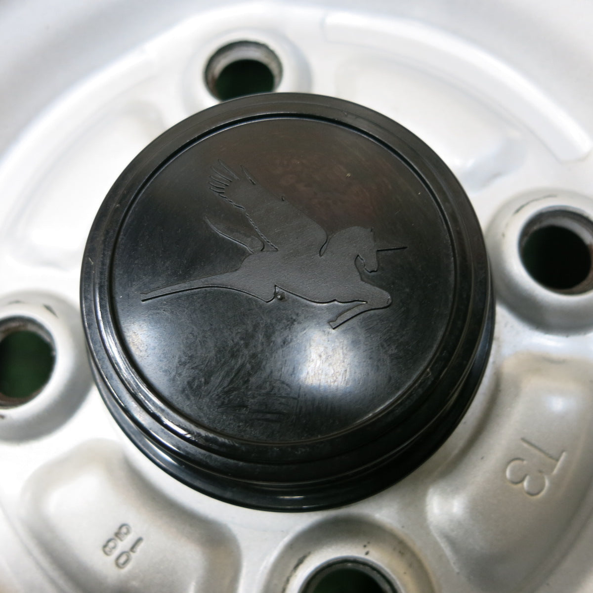 *送料無料*バリ溝！22年！キレイ！9.5分★スタッドレス 145R12 6PR ダンロップ ウインターマックス SV01 スチール ホイール 12インチ PCD100/4H★4010410イス