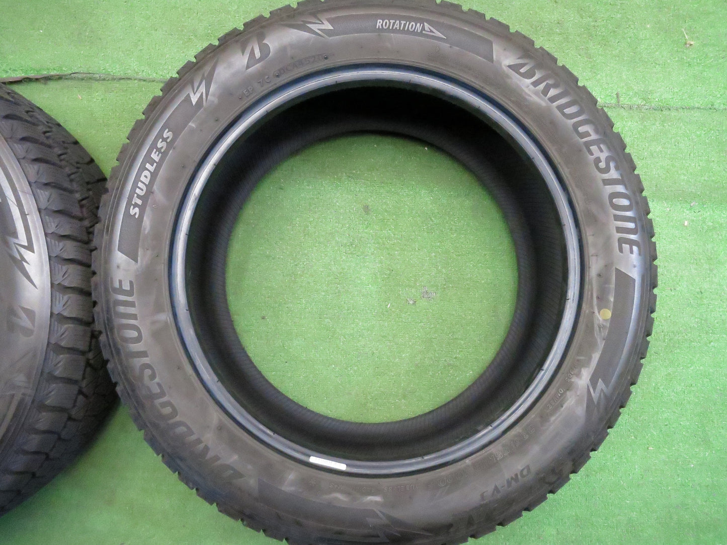 [送料無料]4本価格！20年★スタッドレス 235/55R18 ブリヂストン ブリザック DM-V3 タイヤ 18インチ ハリアー レクサスNX エクストレイル 等★3010903Hスタ