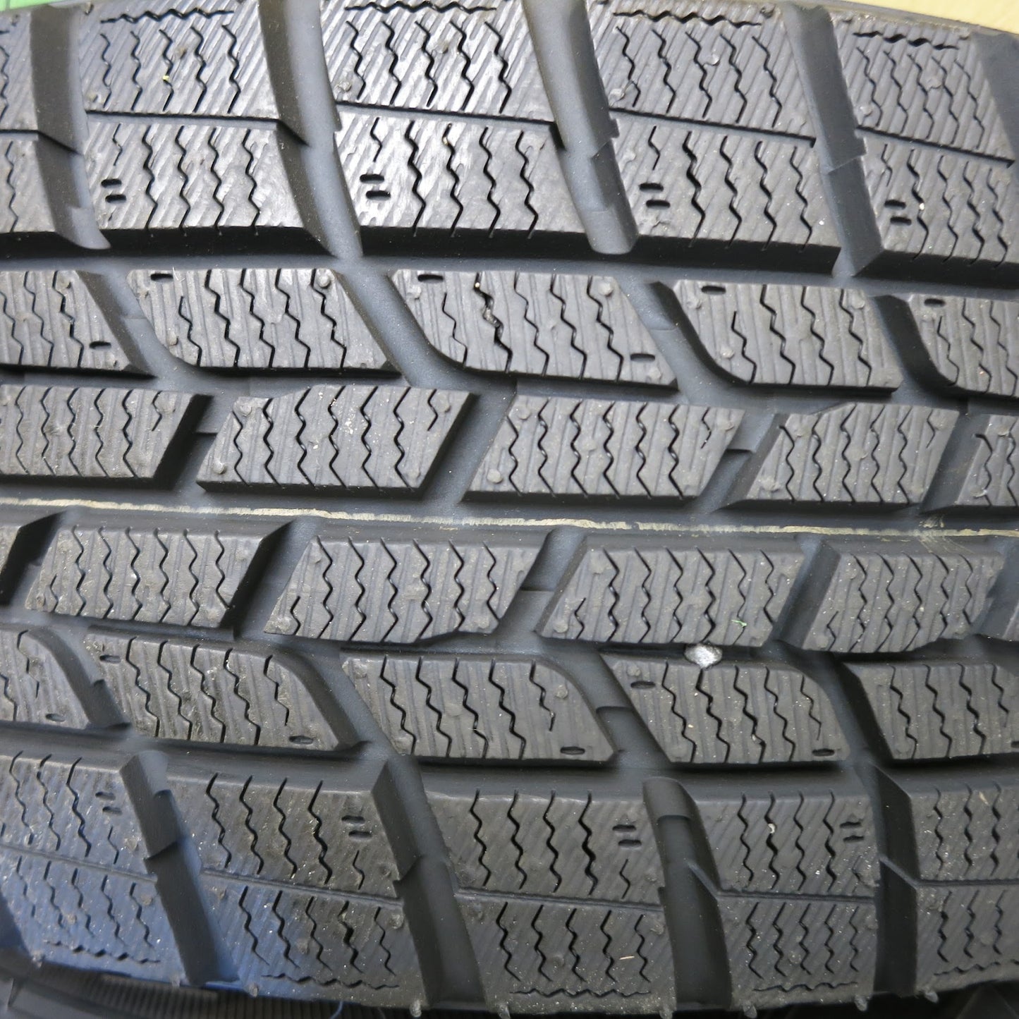 [送料無料]超バリ溝！19年！キレイ！ほぼ10分★スタッドレス 175/65R15 グッドイヤー アイスナビ6 NIRVANA NV ニルバーナ 15インチ PCD100/5H★3062008Hス